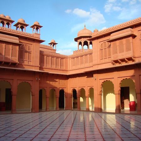 Hotel Gaj Kesri, Bikaner Exterior foto