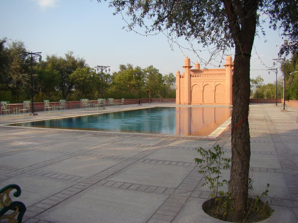 Hotel Gaj Kesri, Bikaner Exterior foto